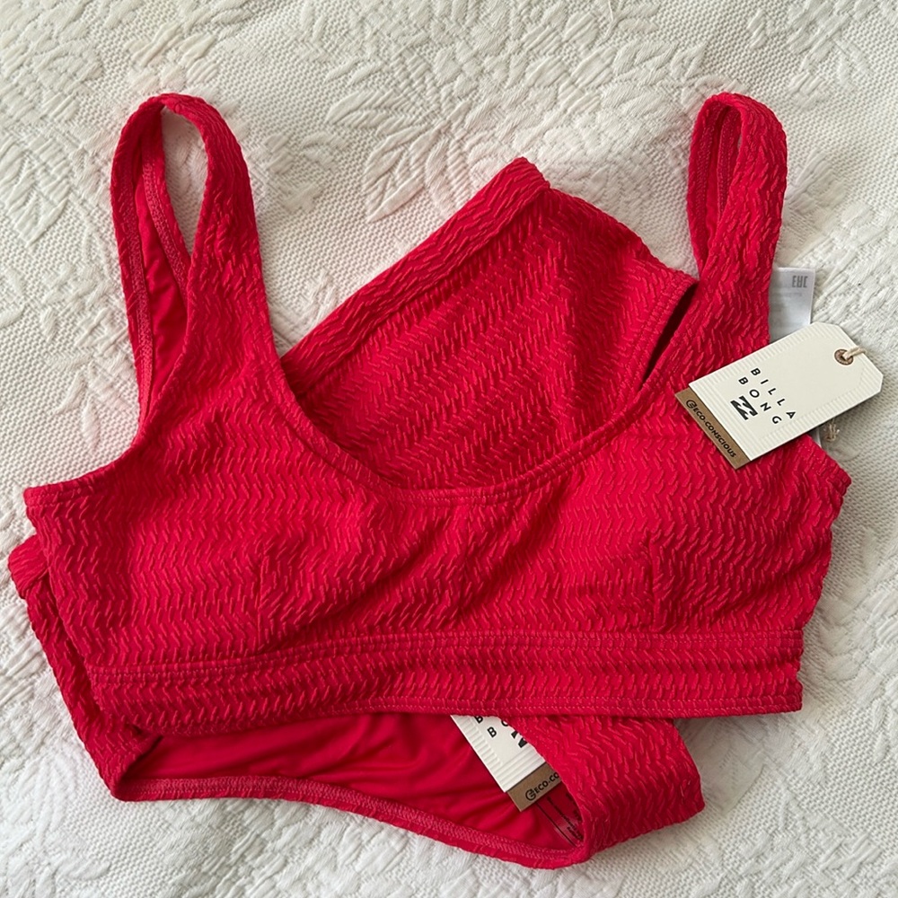 NWT Billabong Chasing Tides Elliot bikini set. Size Medium bottom, Large Top. - Picture 5 of 16